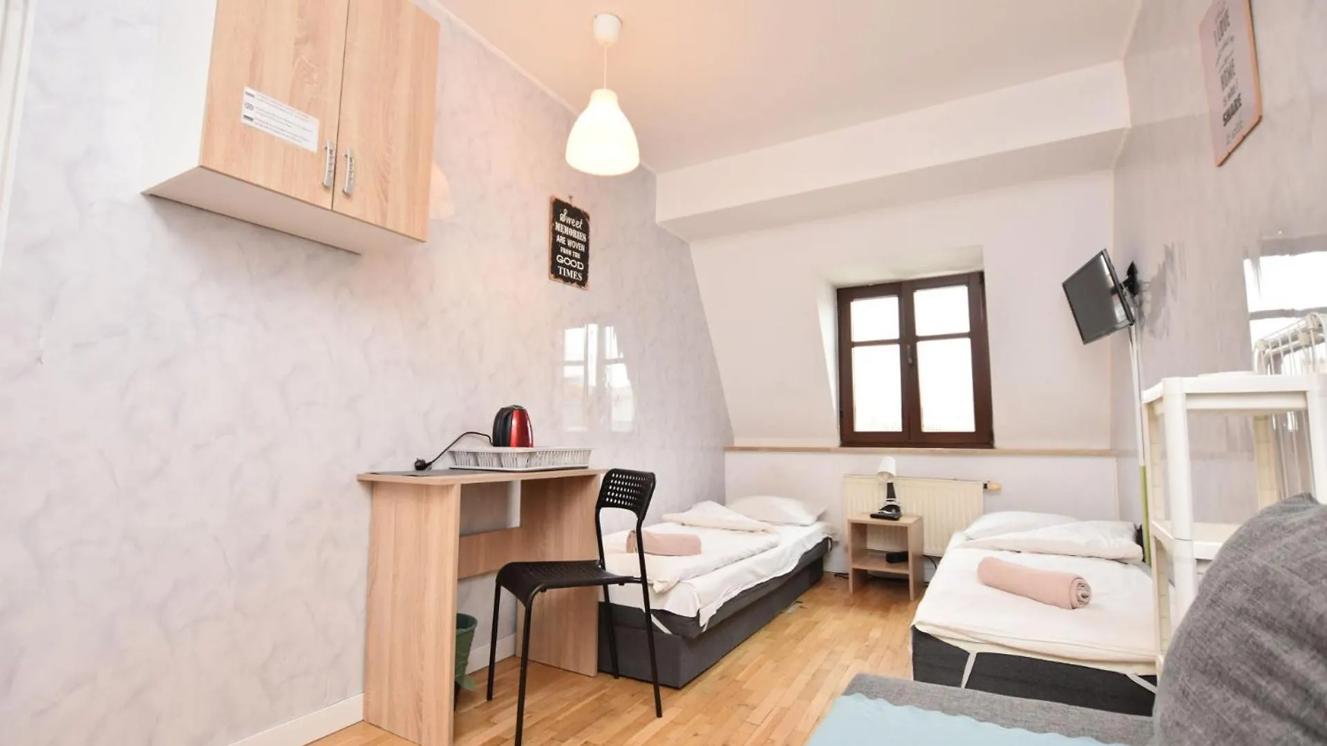 City Central Hostel - Pokoje Prywatne Wrocław
