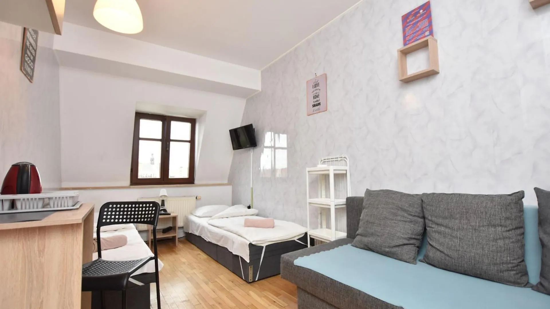 City Central Hostel - Pokoje prywatne Wrocław Polska